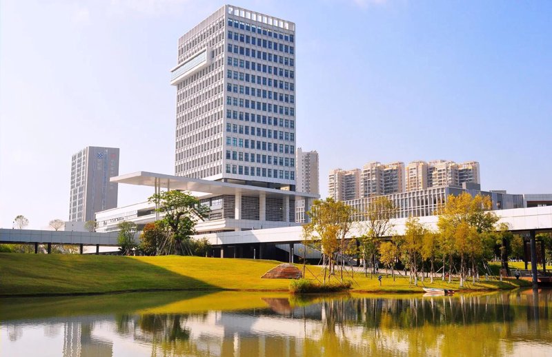 深圳开放大学2025年招生指南：电大报名条件、热门专业及学历提升全解析